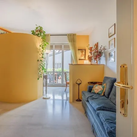 Apartment Design Dwelling Near Policlinico&modena Centre Modena